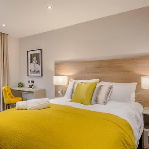 https://dwell-city-living.hotelsin-nottingham.com